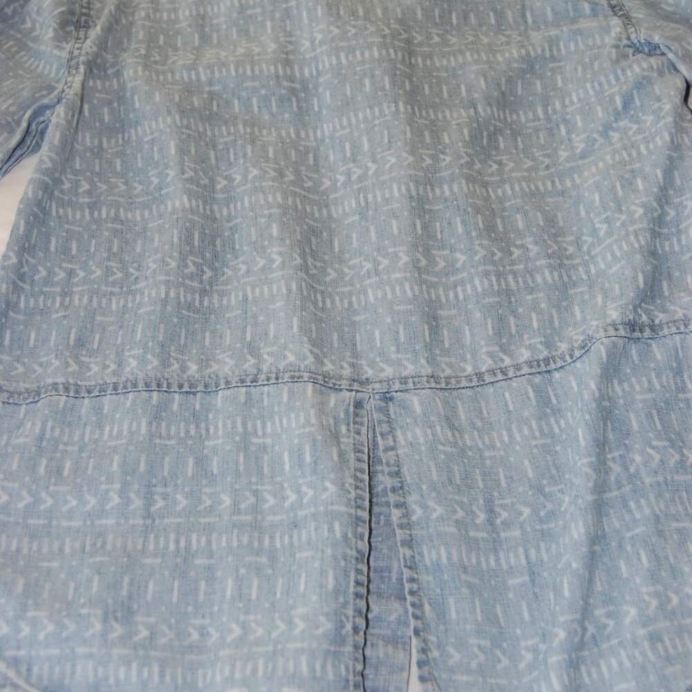 Carbon 2 Cobalt Patterned Split-Back Chambray Shi… - image 4